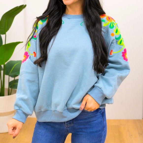 Sew In Love floral sweatshirt - Picture 1 of 4